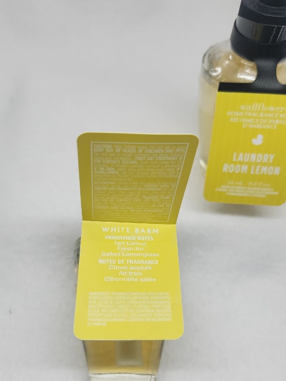 White Barn BBW Wallflower Laundry Room Lemon Home Fragrance Refill Duo - Picture 2 of 2